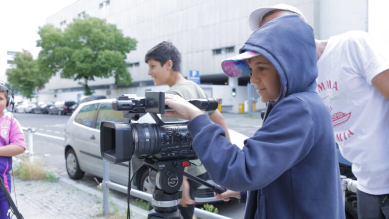 Meko Filmmaterial.00_11_35_20.Standbild033